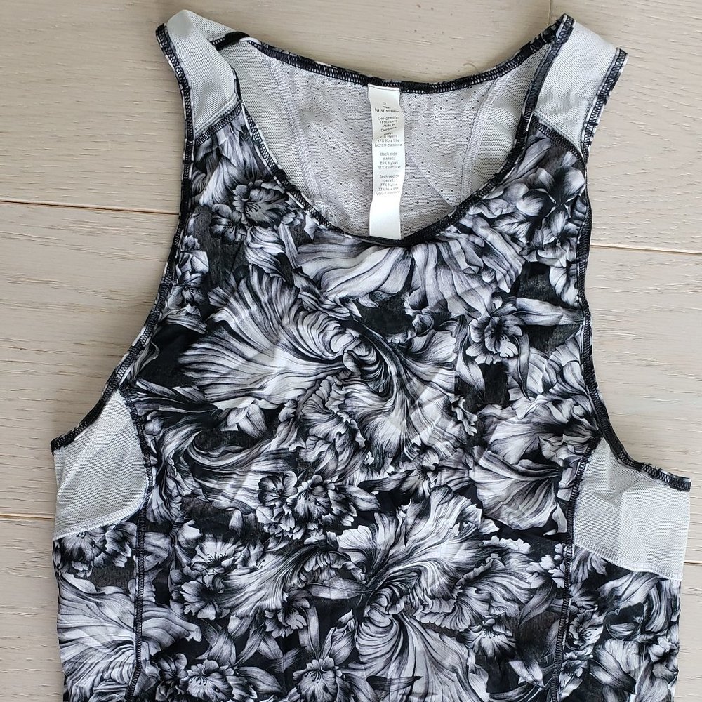 lululemon workout tank size 2